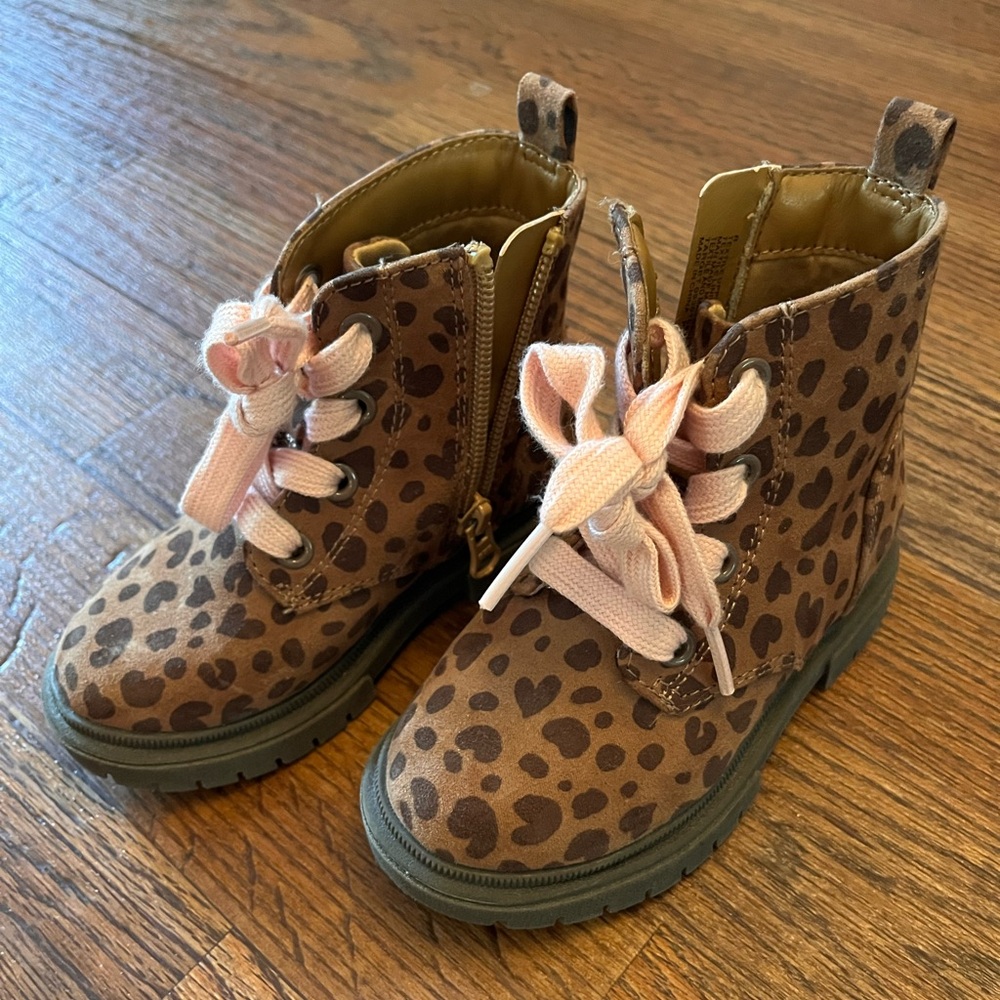 Cat & Jack Amaya Leopard Combat Boot - 8T